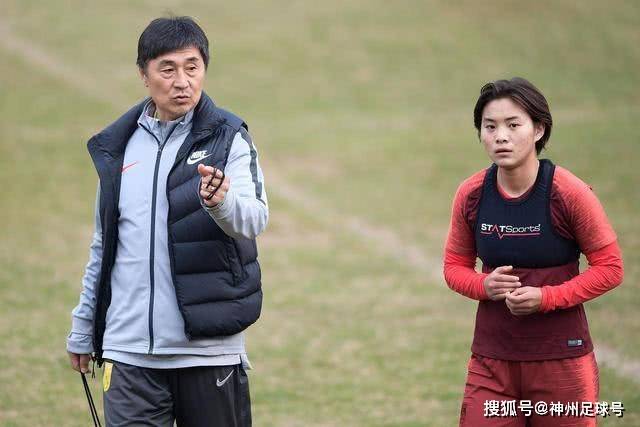 钠离子电池问世！宁德时代的创新能否取代锂电？